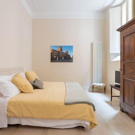 Palazzo Sabbioni Appartamento Lusso Due Camere Soggiorno Cucina Ferrara Exterior foto